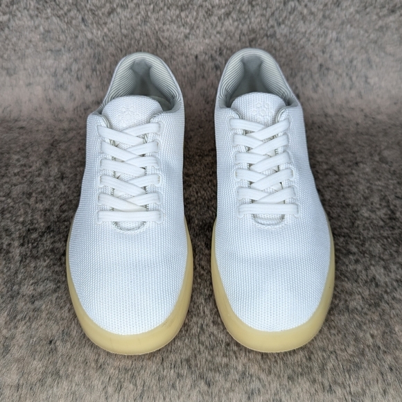 Atoms Model 001 Sneaker Limited Edition Bright White Women's 7 - Picture 2 of 14